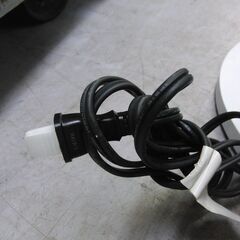 YAMAZEN/ヤマゼン カーボンヒーター 2019年製 ツインヒートPLUS 遠赤外線 電気ストーブ DBC-J122 ホワイト 札幌 手稲の画像