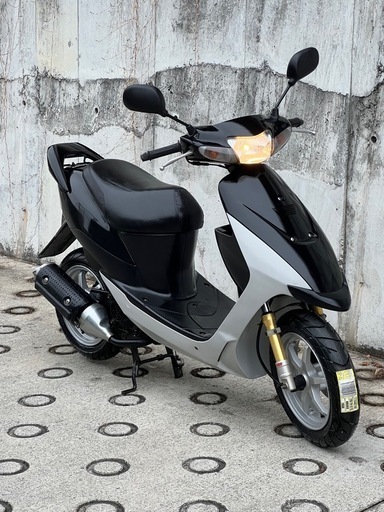 大人気セール‼️安心のバッテリー新品✨️前後タイヤ新品✨️外装新品