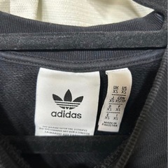 adidas ブラック スウェット XS アディダス 黒の画像