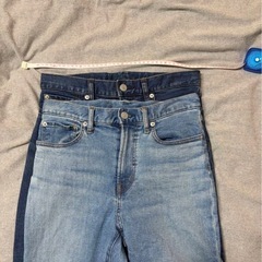GU デニムパンツ S 2着セット 濃い青と薄い青 ジーユーの画像