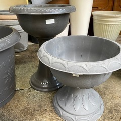 【リユースショップスパークル】植木鉢9個セット　No.205　プラ鉢　Richell　SANKO　アップルウェアー　リン鉢　ハナール丸プランター　ハナールボール　スタンドカップ　配送可能♪の画像