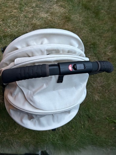 ピジョン ランフィ RB2 リラクシングアイボリーA型ベビーカー (お花見