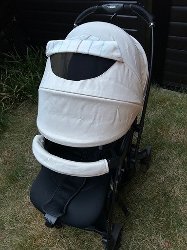 ピジョン ランフィ RB2 リラクシングアイボリーA型ベビーカー (お花見