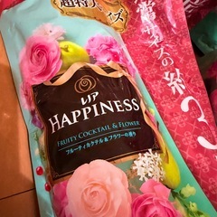 超特大サイズ　レノアハピネス　柔軟剤　フルーティカクテル＆フラワーの画像