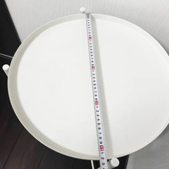 【受付終了：お渡し決まりました】サイドテーブル / ベッドサイドテーブル / 丸テーブル / ホワイトの画像