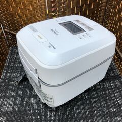 【歳末セール実施中】２０２１年製日立 HITACHI 圧力＆スチームIHジャー炊飯器 ふっくら御膳 5.5合炊き  RZ-V100EMの画像