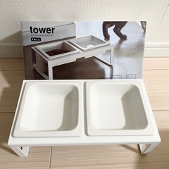 新品同様⭐︎ペット用品7点 towerフードボール・クレート・ベッド・服・首輪・リードの画像