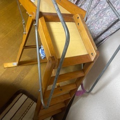 無料で引き取って下さい！幼児木製すべり台の画像