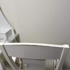 IKEA ドレッサー 椅子付きの画像