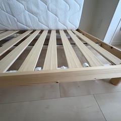 ベッドフレーム/セミダブル
の画像