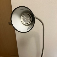 スタンド式間接照明の画像