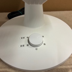 ★暖房★ミニパラボラ式カーボンヒーター SKjapan 電気ストーブ2023年製 SKJ-WM50CC の画像