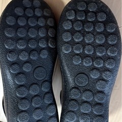 新品同様★軽量靴★23.5cmの画像
