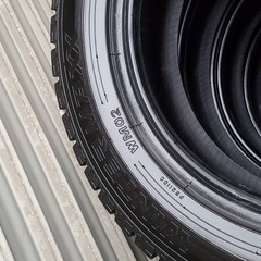 バリ山　2022年製　ダンロップ　ウインターマックス　155/65R13 スタッドレスタイヤの画像