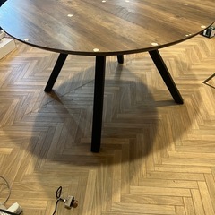 ‼️12/27まで‼️120センチ丸テーブルの画像