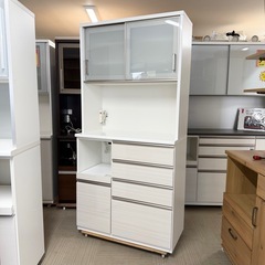 【超美品‼️】定価109,900円♪ ニトリ 100cm幅キッチンボード(Nポスティア100KB) 食器棚 収納家具 艶あり木目調ホワイト♪の画像