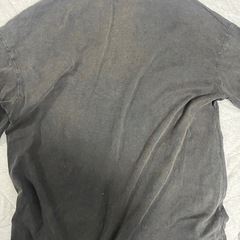 ZARAダメージ加工Tシャツの画像