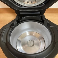 SHARPホットクック KN-MN16HB自動調理鍋 ブラックの画像