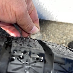 値下げしました！ 【エスティマ、ノア、ヴォクシー等に最適】スタッドレスタイヤホイールセット　4本　205/65R15 GOODYEAR ICE NAVI6 2019年製 8分山の画像