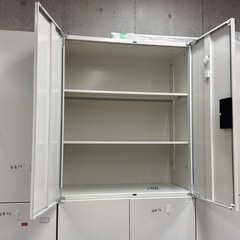 PLUS  鍵付きキャビネットの画像