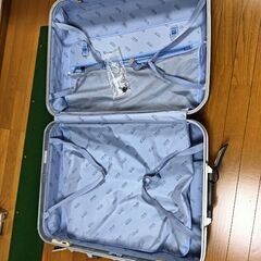 海外旅行用キャリーバッグの画像
