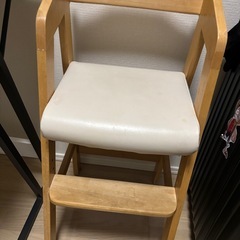 子供用椅子の画像