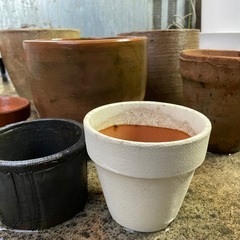 お取引中【リユースショップスパークル】素焼き鉢10個セット　No.207　テラコッタプランター　丸形　おしゃれ　ガーデニング　多肉植物などに　配送設置可能♪の画像