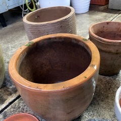 お取引中【リユースショップスパークル】素焼き鉢10個セット　No.207　テラコッタプランター　丸形　おしゃれ　ガーデニング　多肉植物などに　配送設置可能♪の画像
