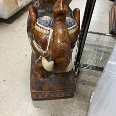 2512-689 象の花台 中古の画像