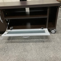 テレビボードの画像