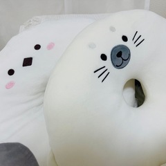 クッションなどの画像