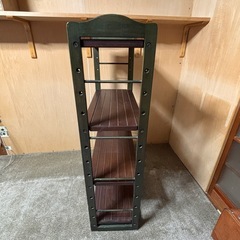 木の棚の画像