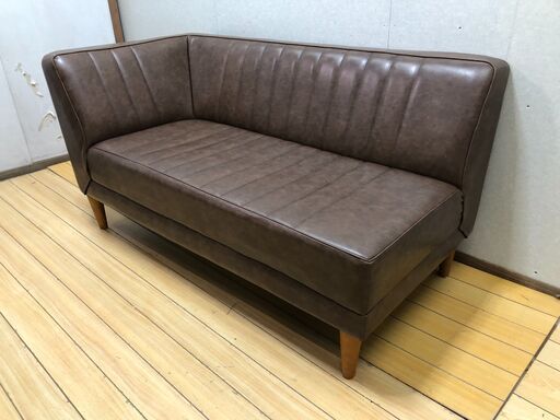 2人掛けソファ レザー調 ブラウン 幅142cm 福岡有名インテリアショップ購入 モダン 北欧 店舗 待合　【糸島市内 送料無料】112925-4-054