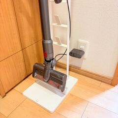 【付属品完備】Dyson V7 Slim｜専用スタンド・取説あり｜箱なしの画像