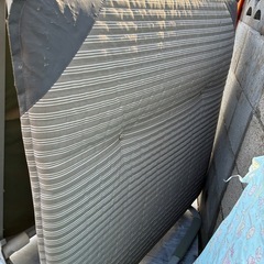 🛌🐒　折りたたみベッドの画像