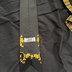 versaceネクタイの画像