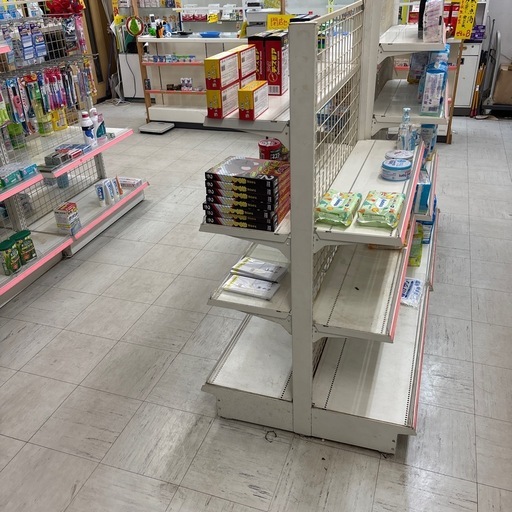 商品陳列棚
