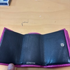 バレンシアガ財布の画像