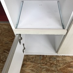 ジャングルジャングル貝塚店　レンジボード　食器棚　3枚扉　ホワイト　貝塚市　二色浜　リサイクルショップの画像