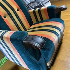 ⑦ソファー二脚の画像