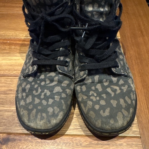 Dr.Martens　ドクターマーチン　ヒョウ柄黒　UK4