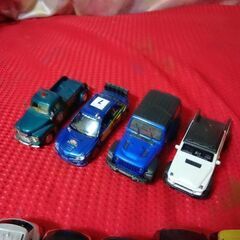 ミニカー　フリクションカー、プルバックカー　1台300円の画像