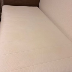 ニトリの収納付きシングルベッドの画像