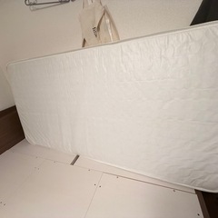 ニトリの収納付きシングルベッドの画像