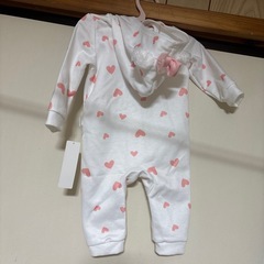 長袖ロンパース6-9mの画像