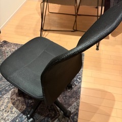 デスクチェアの画像