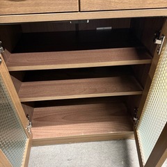 キッチンボード　レンジボード　食器棚の画像