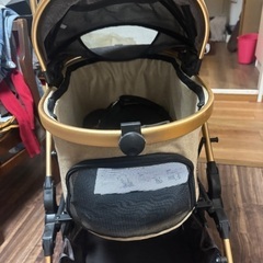 犬用ベビーカーの画像