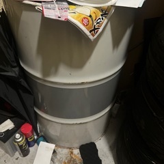 エンジンオイル200L  ドラム缶の画像