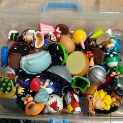 おもちゃ　沢山の画像